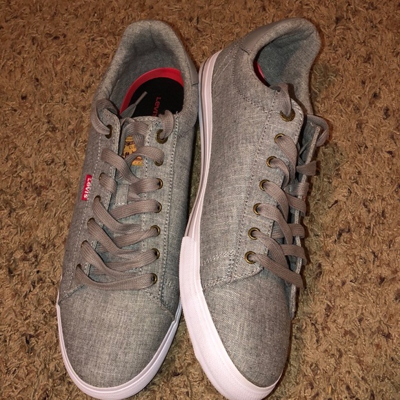 BrandNew🔥Levi’s Shoes Size mens 12 NEVER WORN - Picture 1 of 8